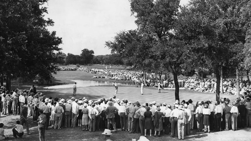 A view of the ninth hole during the 1941 U.S. Open at Colonial Country Club, Fort Worth, Texas. (Courtesy USGA Museum)