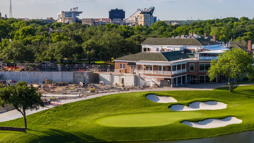 A view of hole 18 with the clubhouse behind at Colonial. (Matt Hahn/PGA TOUR)