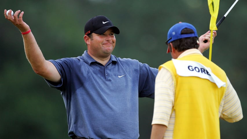 Jason Gore walks off the 18th green during the final round of the U.S. Open on Pinehurst No. 2 at the Pinehurst Resort on June 19, 2005 in Pinehurst, North Carolina. (Streeter Lecka/Getty Images)