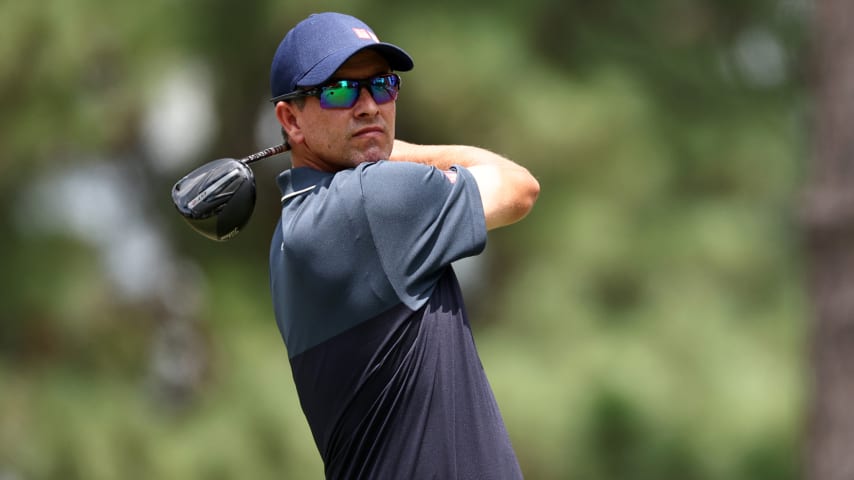 Adam Scott plays his shot from the 11th tee during a practice round prior to the U.S. Open at Pinehurst Resort on June 12, 2024 in Pinehurst, North Carolina. (Jared C. Tilton/Getty Images)