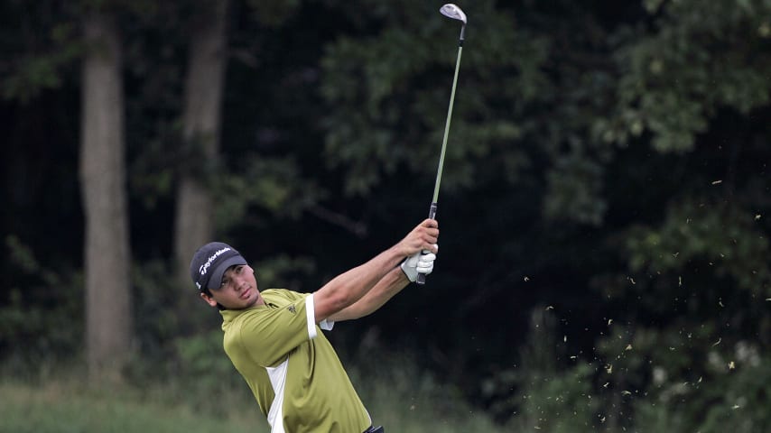 UNITED STATES - JULY 13:  Jason Day during the first round of the John Deere Classic at TPC Deere Run in Silvis, Illinois on July 13, 2006.  (Photo by Michael Cohen/Getty Images)