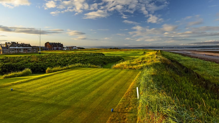 A look at the first hole at Royal Troon. (David Cannon/Getty Images)