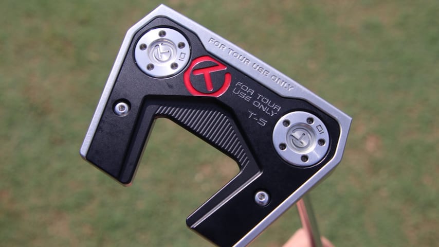 Justin Rose has switched into a new, custom Scotty Cameron T5 Tour-Only winged mallet. (Courtesy GolfWRX)