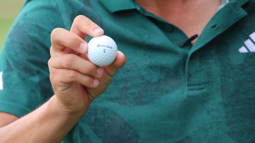 Morikawa's TaylorMade TP5x golf ball with custom marker. (GolfWRX)