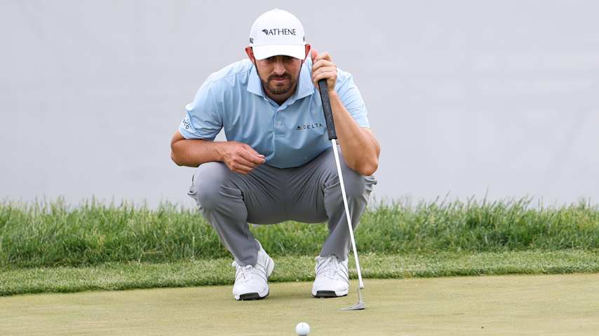 Patrick Cantlay sporting a new Scotty Cameron Phantom 7.2 with a plumber’s neck. (Emilee Chinn/Getty Images)