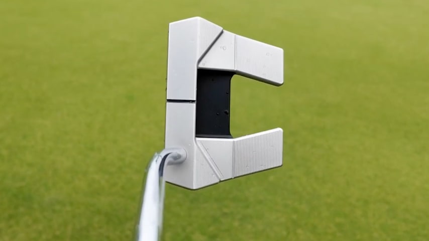 A look at Thomas' Scotty Cameron T5.5 prototype mallet putter at address. (GolfWRX)