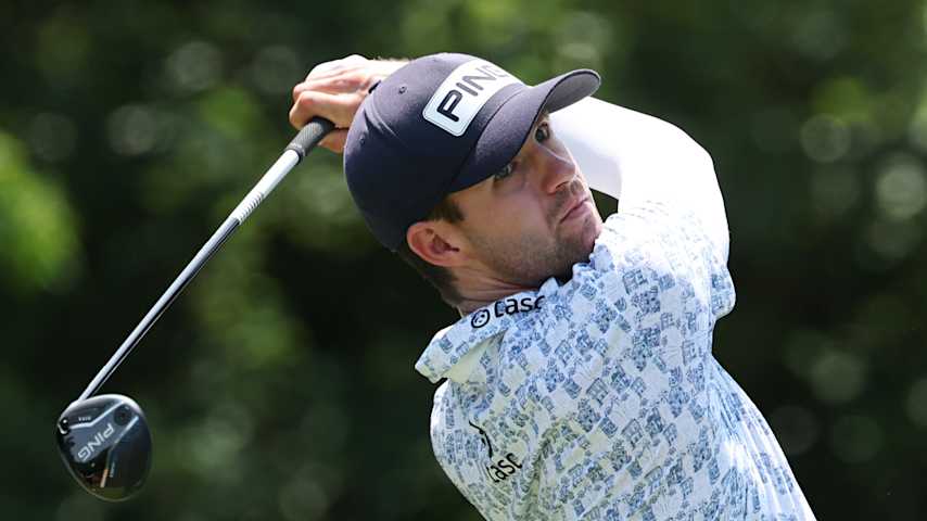Alex Smalley moved into the Aon Swing 5 to secure a spot in the Cadillac Championship.