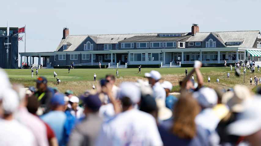 A view of the Shinnecock Hills clubhouse, site of the 2026 U.S. Open. (Cliff Hawkins/Getty Images)