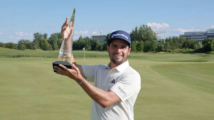 Mateo Fernández de Oliveira cards a final-round 65 to capture the 2026 Commissionaires Ottawa Open presented by Lépine Apartments, the first victory of his career on PGA TOUR Americas. (PGA TOUR Americas)