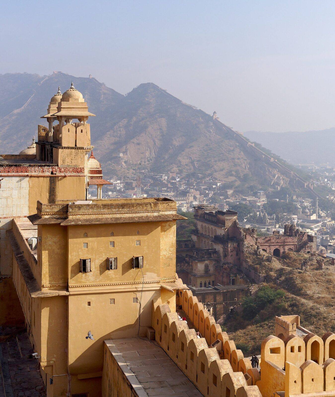 Royal Jaipur Highlights: Amber Fort, City Palace & Hawa Mahal