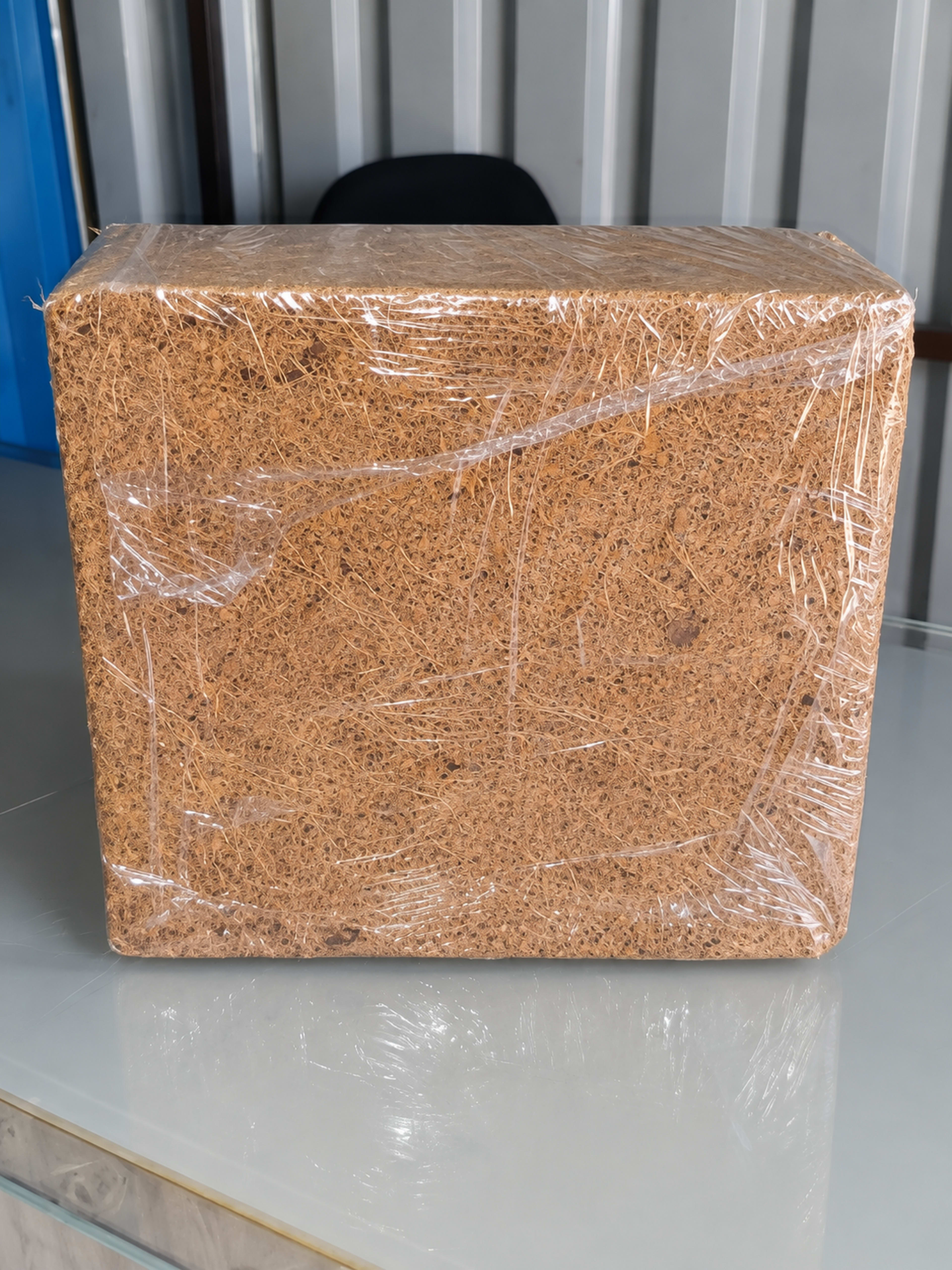 coco peat block 5