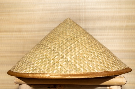 Nón lá cỏ bàng trơn