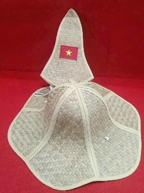 Nón xếp hoa