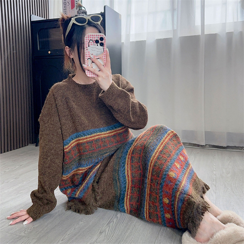 Boho Chic Women's Retro Tassel Knit Sweater & Striped Skirt Two-Piece Set – Autumn/Winter Fashion