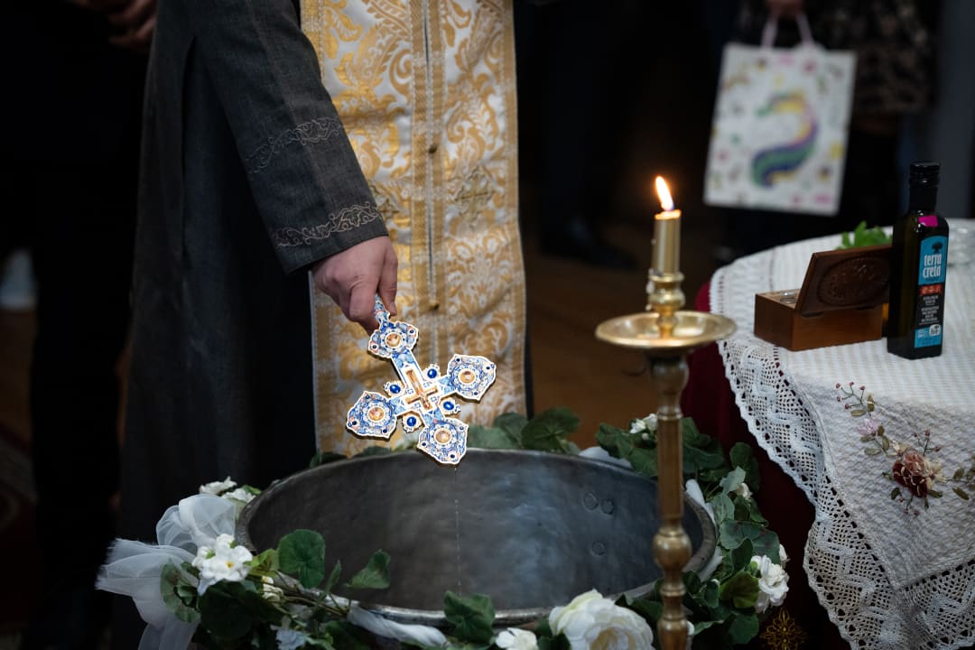 Korsets nedsenking i hellig vann