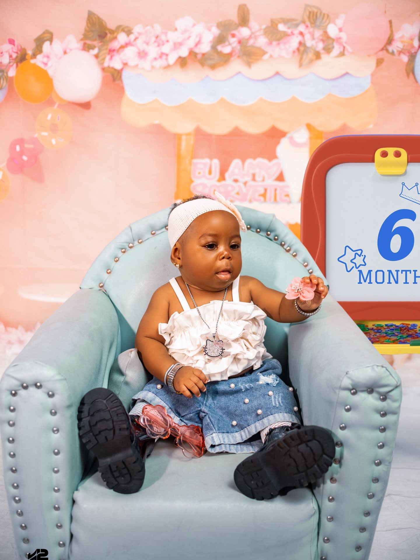 😊 Happiness looks a lot like this.