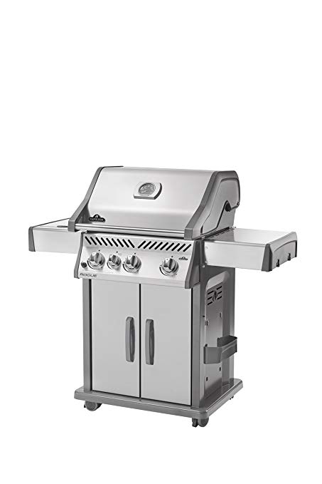 An image of NAPOLEON R425SIBPSS Rogue Propane Gas Stainless Steel Covered Grill