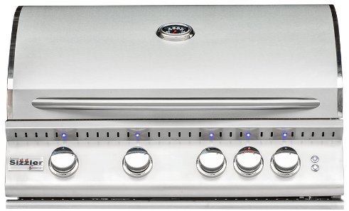 An image of Summerset SIZPRO32-NG Sizzler 32" Natural Gas Stainless Steel Covered Grill