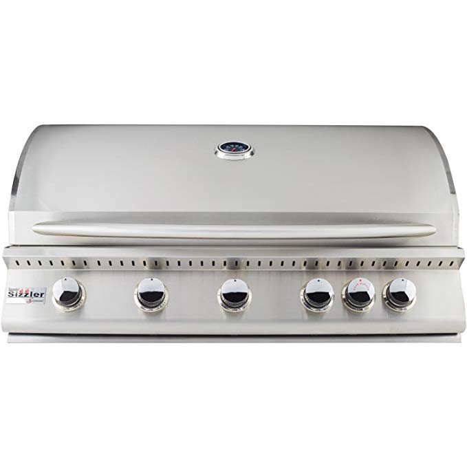 An image of Summerset Siz40-Ng Sizzler 40" Natural Gas Stainless Steel Covered Grill