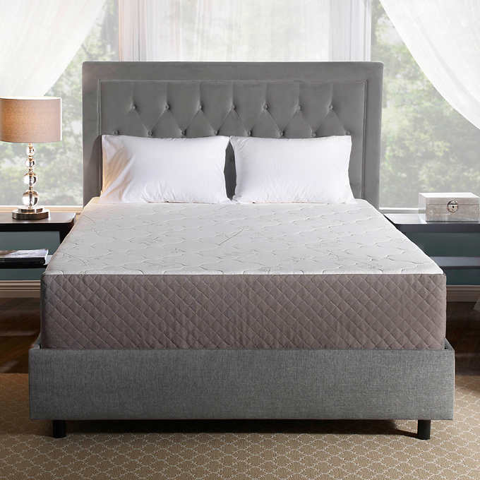 An image of Novaform Memory Foam California King-Size Foam Base 12-Inch Mattress