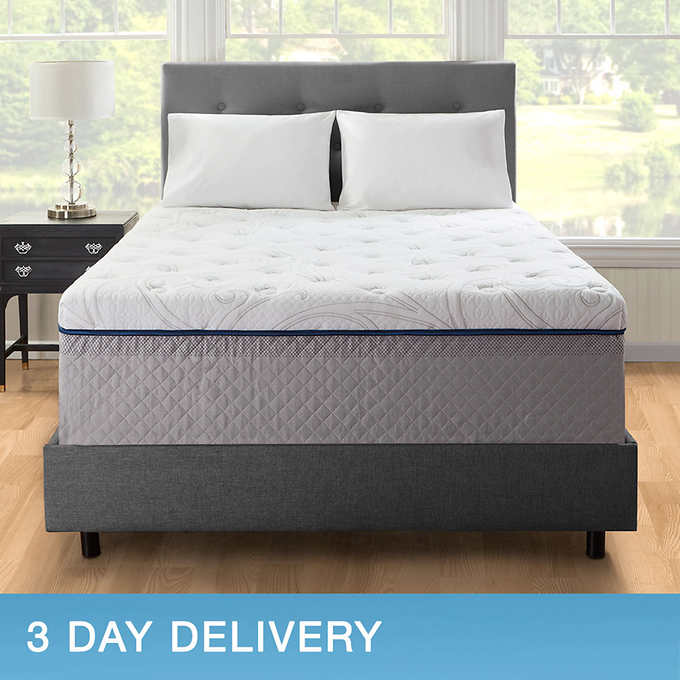 An image of Novaform Comfort Grande Medium Firm Gel Memory Foam Queen-Size 14-Inch Mattress