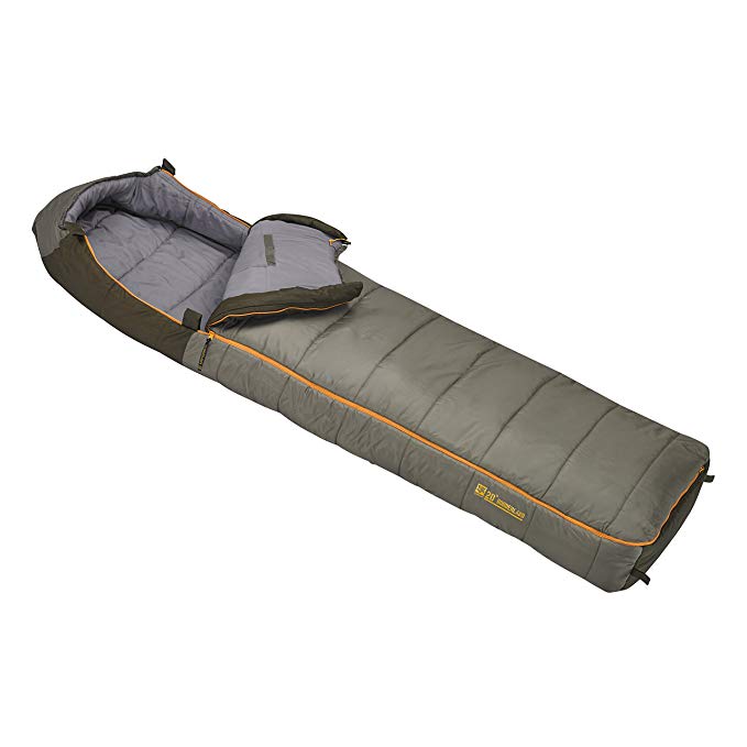 An image of Slumberjack Borderland 20 Men's 20 Degree Polyester Sleeping Bag | Expert Camper 