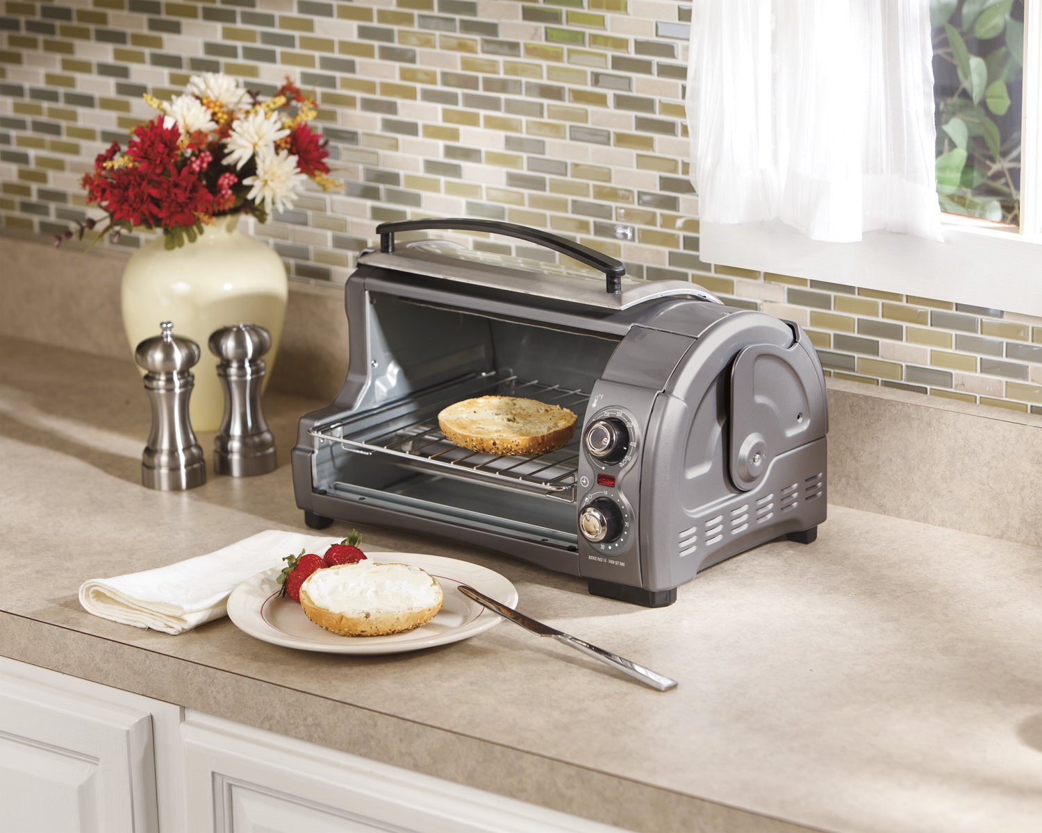 An image of Hamilton Beach R1302 Grey Countertop Four Slice Toaster Oven