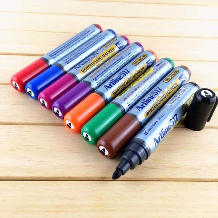 Bút viết bảng Artline EK-517