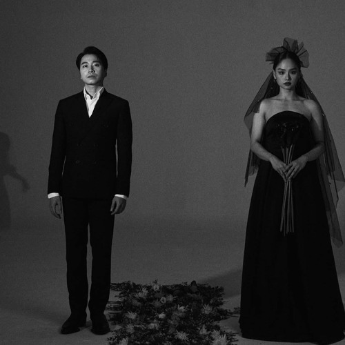 Vì Mẹ Anh Bắt Chia Tay