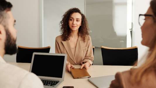 top 10 entry level interview questions you may be asked