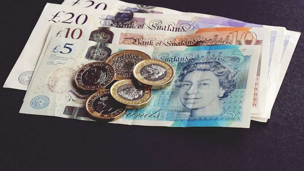 redundancy pay work in the uk