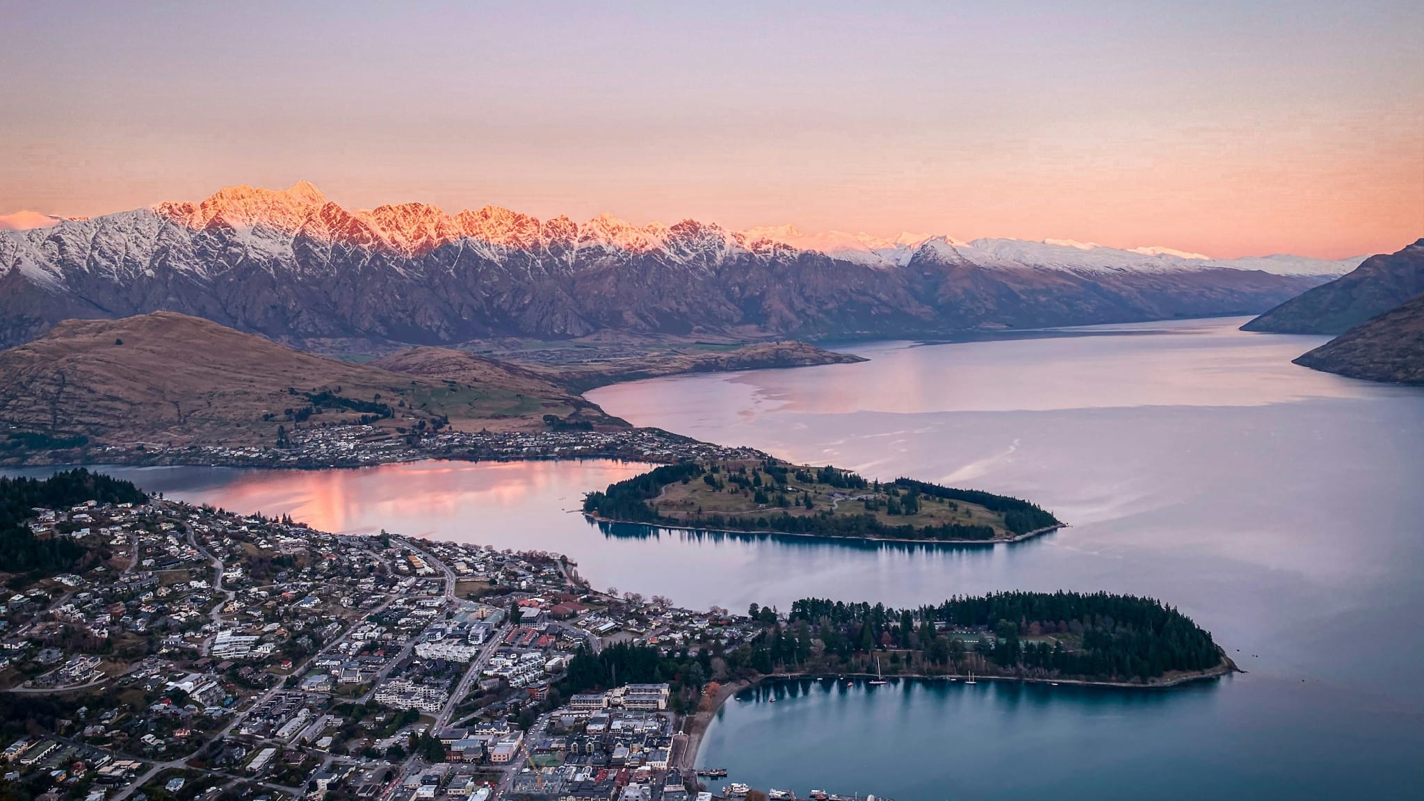 Lake Wakatipu and the mountains near Queenstown, New Zealand
