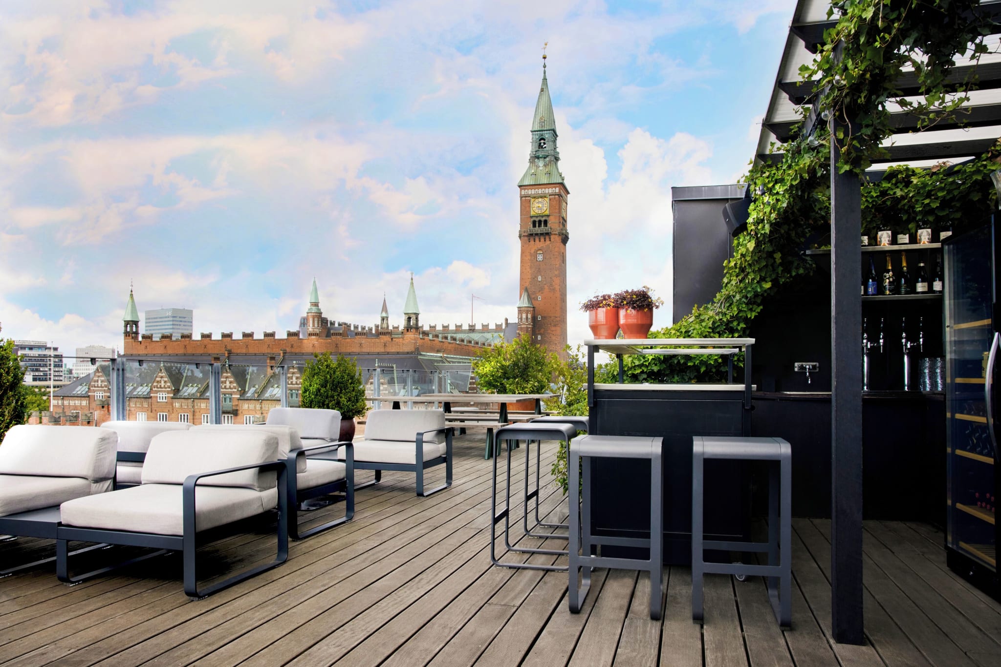 View over City Hall Square from the roof terrace of Boutique Hotel Danmark