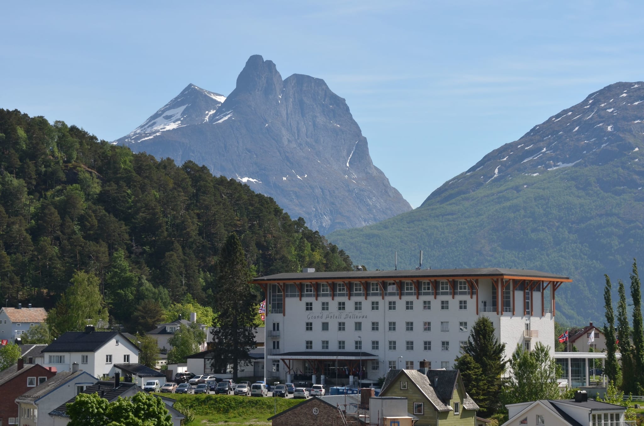 Fjell rundt Åndalsnes i Romsdalen