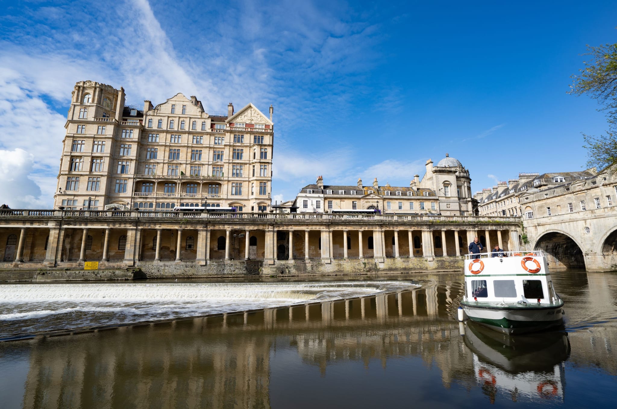 Pulteney Bridge and the weir on the River Avon in Bath