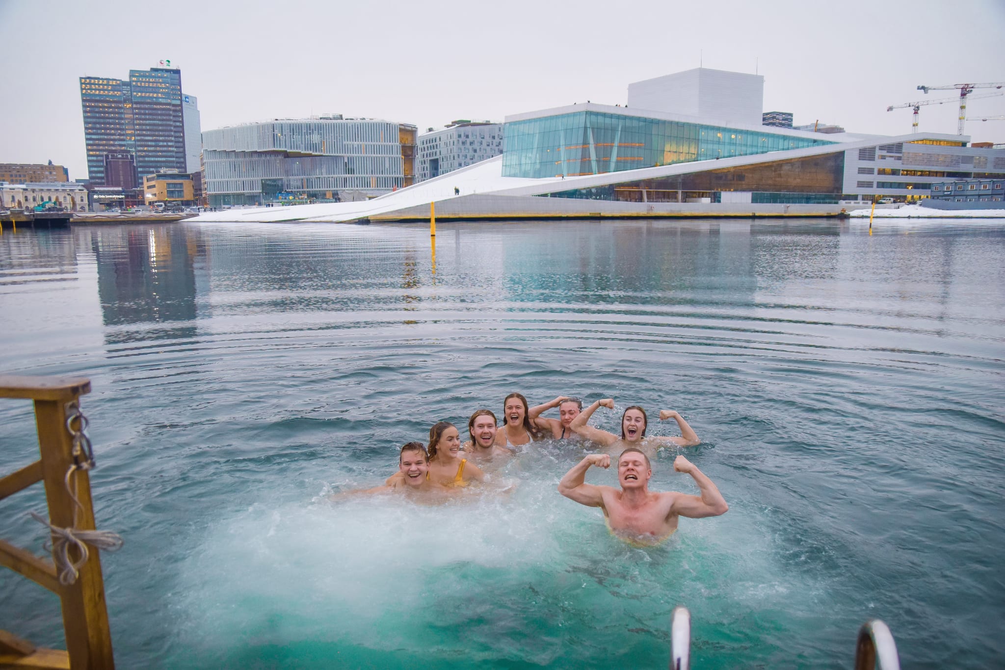 A floating sauna on the Oslofjord by the Opera House