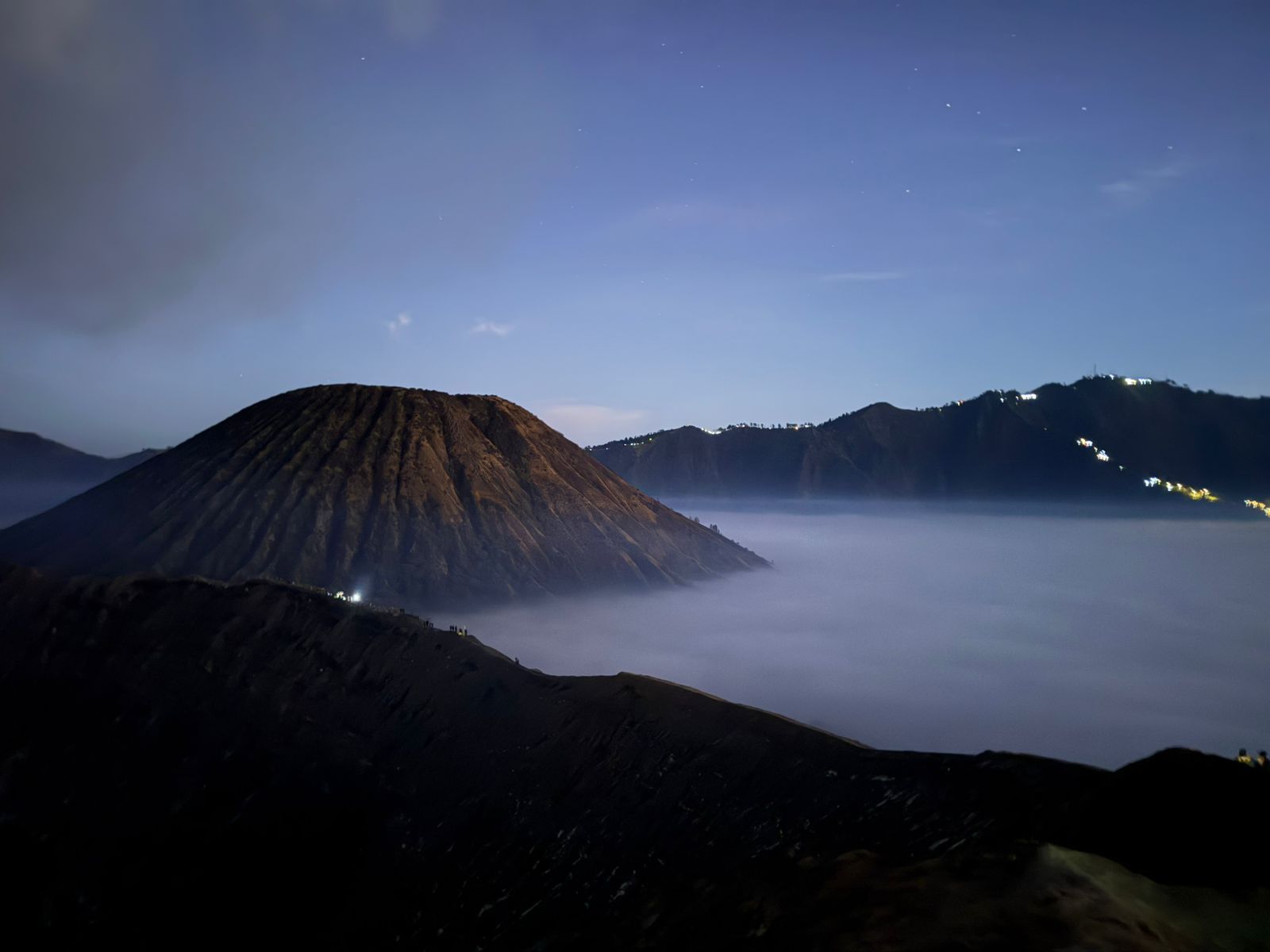 View Mount Bromo Sunrise Tour Pigiyuk78