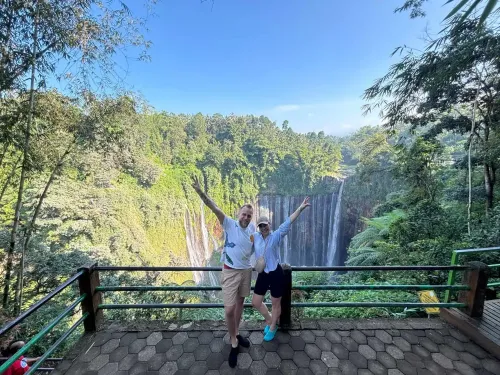 Tumpak Sewu Waterfall & Goa Tetes 1 Day Tour