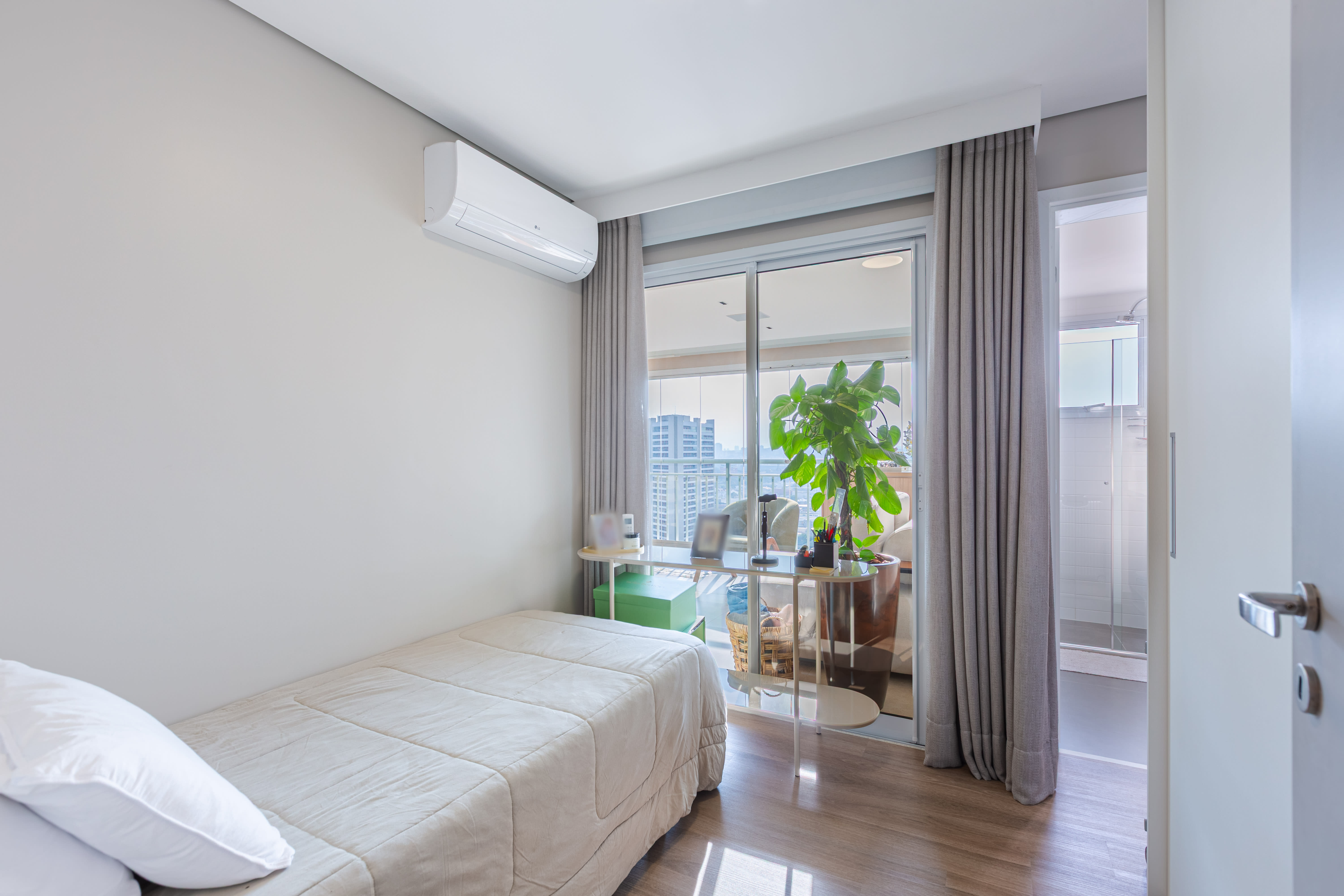 You launch with a complete visual sales kit