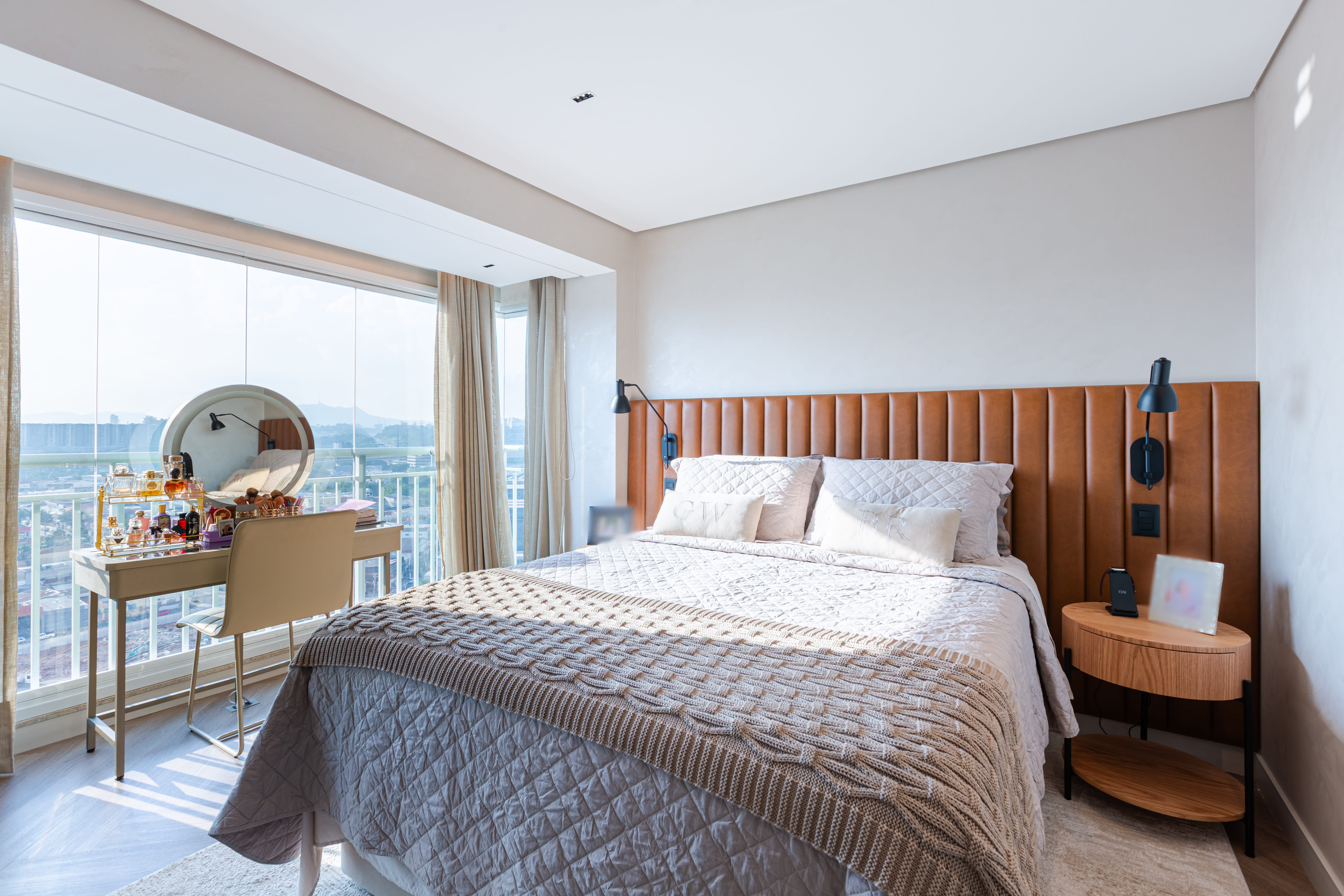 Every property in your portfolio. One visual standard. - 2