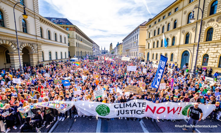 10 Gebote, mit denen sich wirklich etwas verändert | Umweltpolitik politisches Engagement Fridays for Future