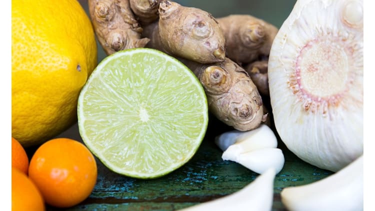 Die Immunabwehr positiv beeinflussen | Ernährung Bewegung Corona Kräuterkunde