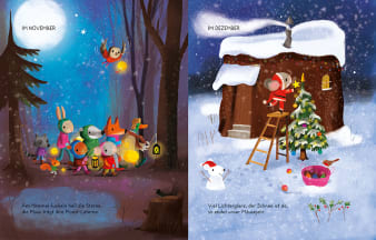 Auf der Doppelseite sieht man den Winter, die Maus und ihre tierischen Freude halten auf der linken Seite Laternen in der Hand und stehen im dunklen Wald, auf der rechten Seite ist Weihnachtszeit, es liegt Schnee und die Maus schmückt ihren Baum