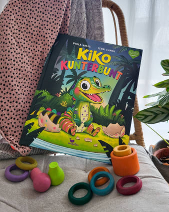 Produktbild - Kiko Kunterbunt, Buch auf Stuhlpolster mit Bauhölzern