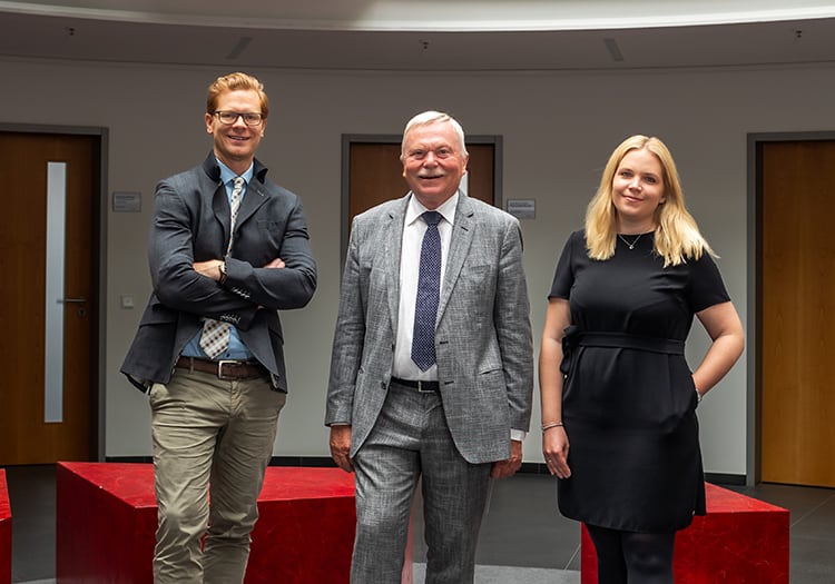 Arbeiten bei C.C.Buchner: Christopher Schell, Gunnar Grünke, Gila Innerling | © C.C.Buchner Verlag