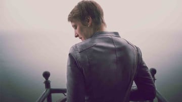 Wenn ein Partner, Angehöriger oder Freund mit Selbsttötung droht