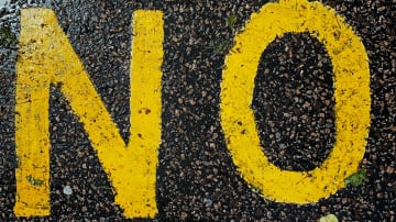 Warum wir uns mit dem Neinsagen schwertun und wie wir es üben können