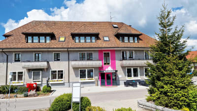 Alpenblick Hotelgebäude