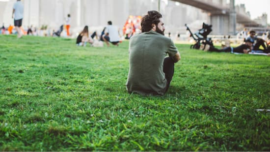 Social Burnout: Wenn soziale Kontakte uns erschöpfen und überfordern