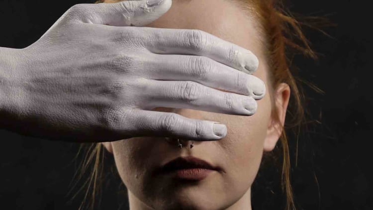 Psychologische Experimente zum Einfluss der Gedanken und der Körpersprache